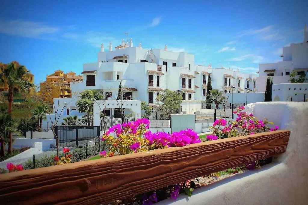 Luxury Apartment In Golf Hills, Estepona. 0*, Estepona