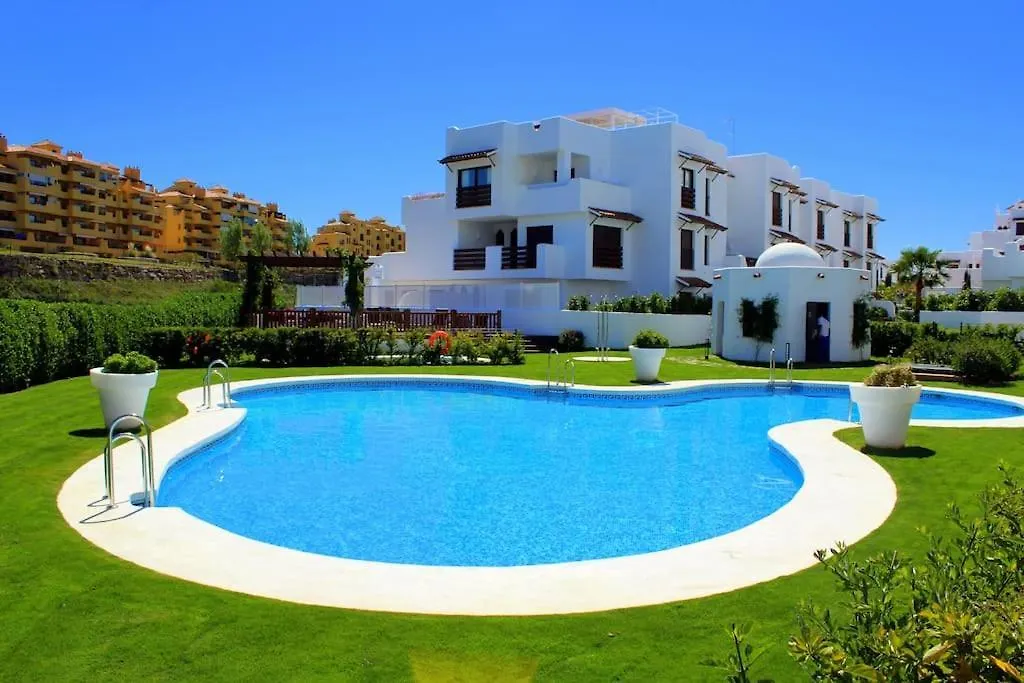 Luxury Apartment In Golf Hills, Estepona.