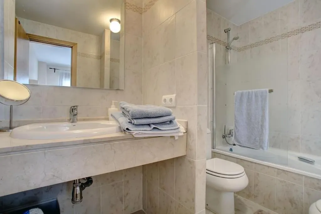 Luxury Apartment In Golf Hills, Estepona. Spain